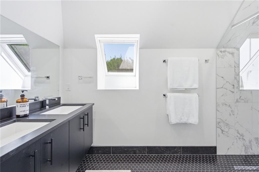 3205 W 83rd Street — photo 46
