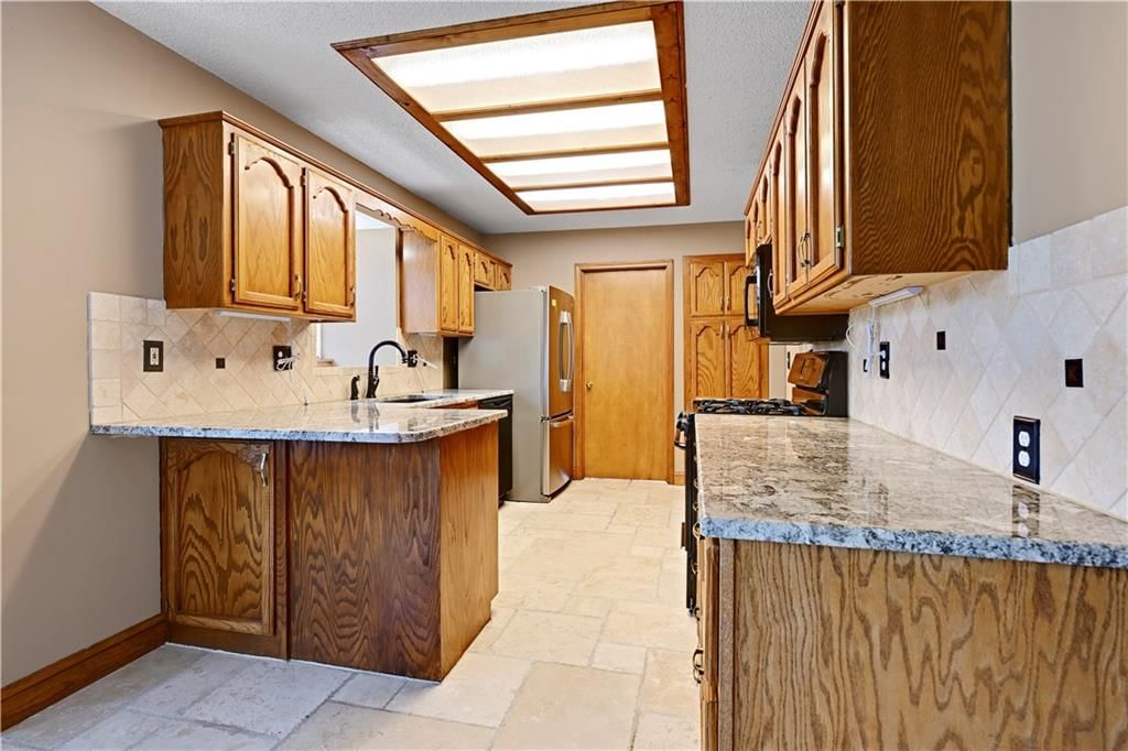 1200 NE COLLEEN Drive — photo 13