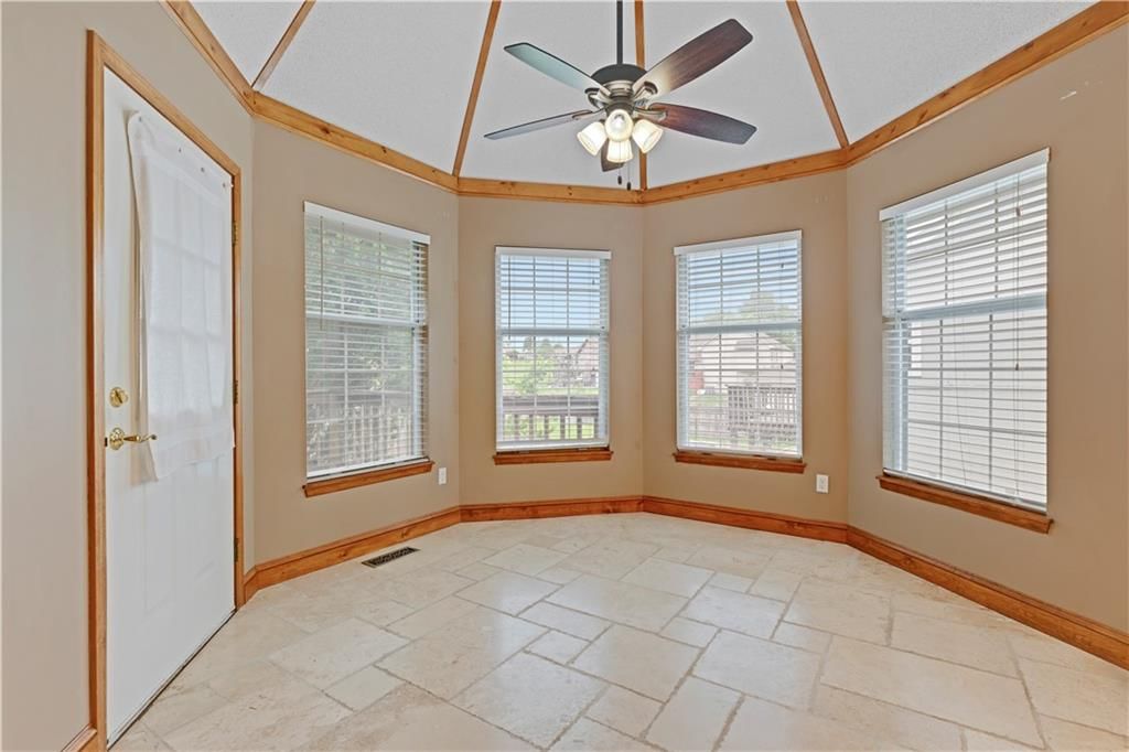 1200 NE COLLEEN Drive — photo 14