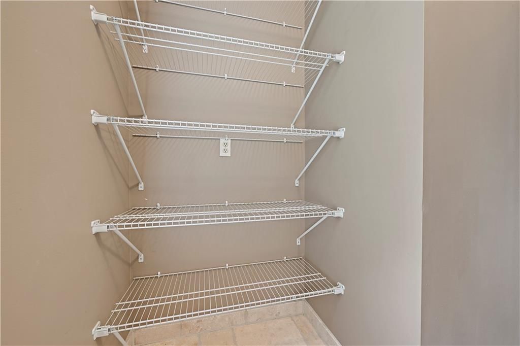 1200 NE COLLEEN Drive — photo 16