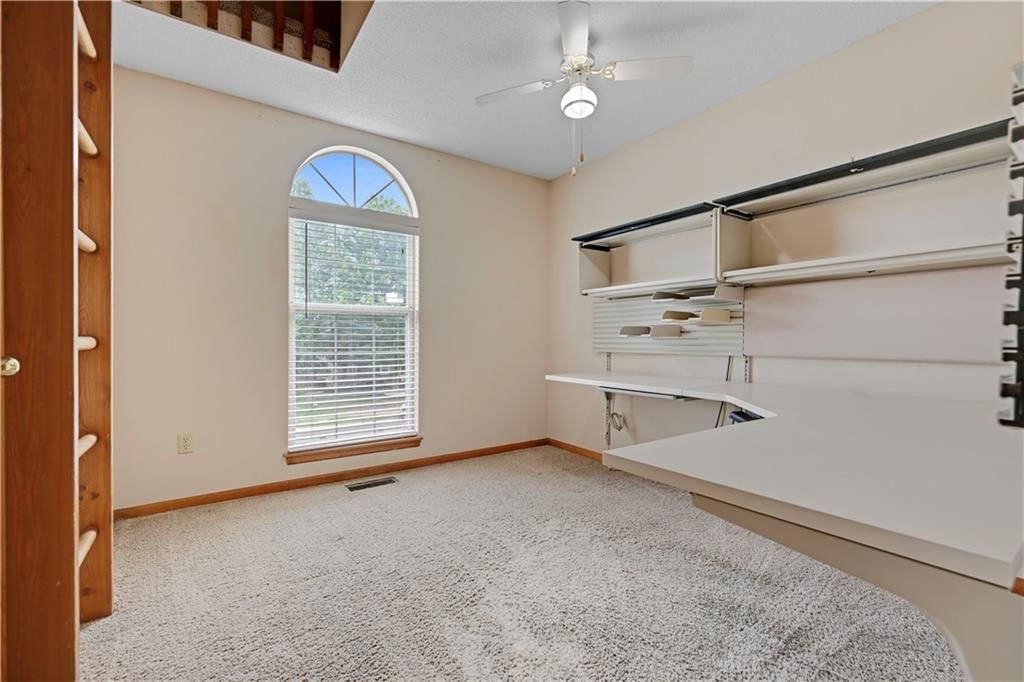 1200 NE COLLEEN Drive — photo 22