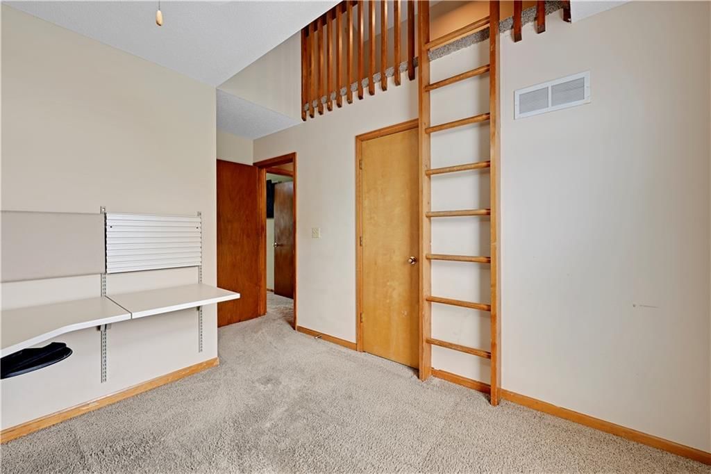 1200 NE COLLEEN Drive — photo 23