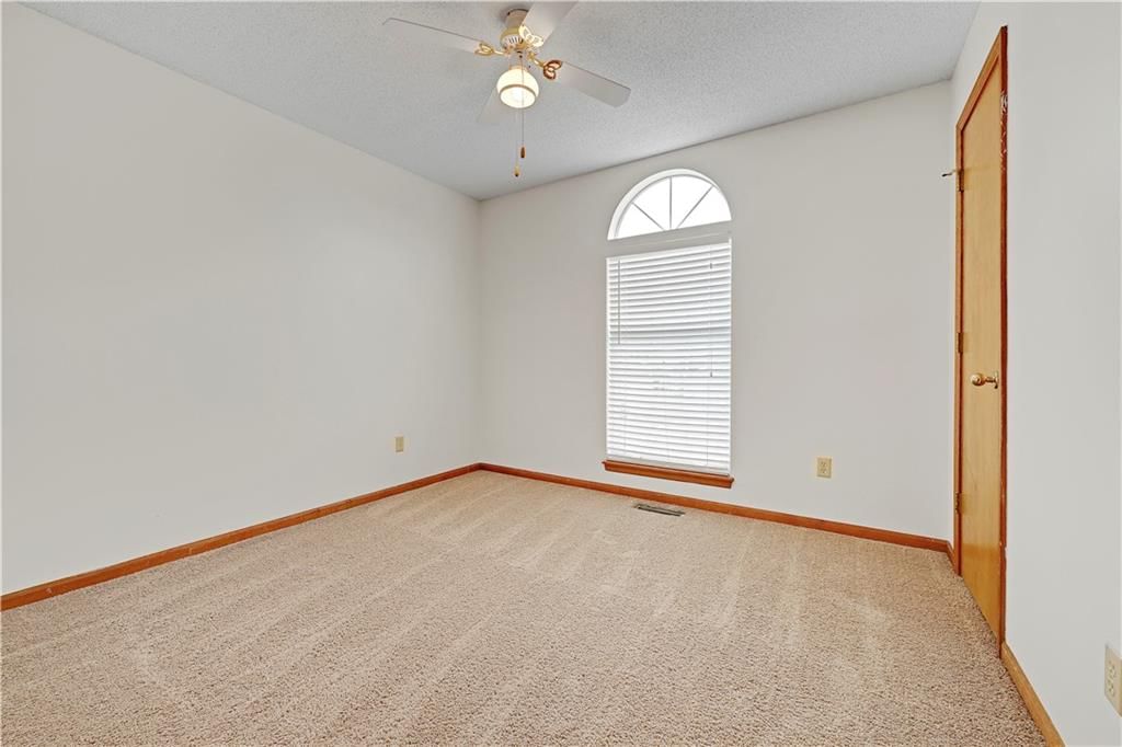 1200 NE COLLEEN Drive — photo 25