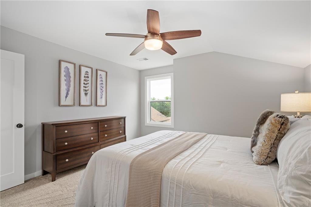 725 W 44th Terrace — photo 39