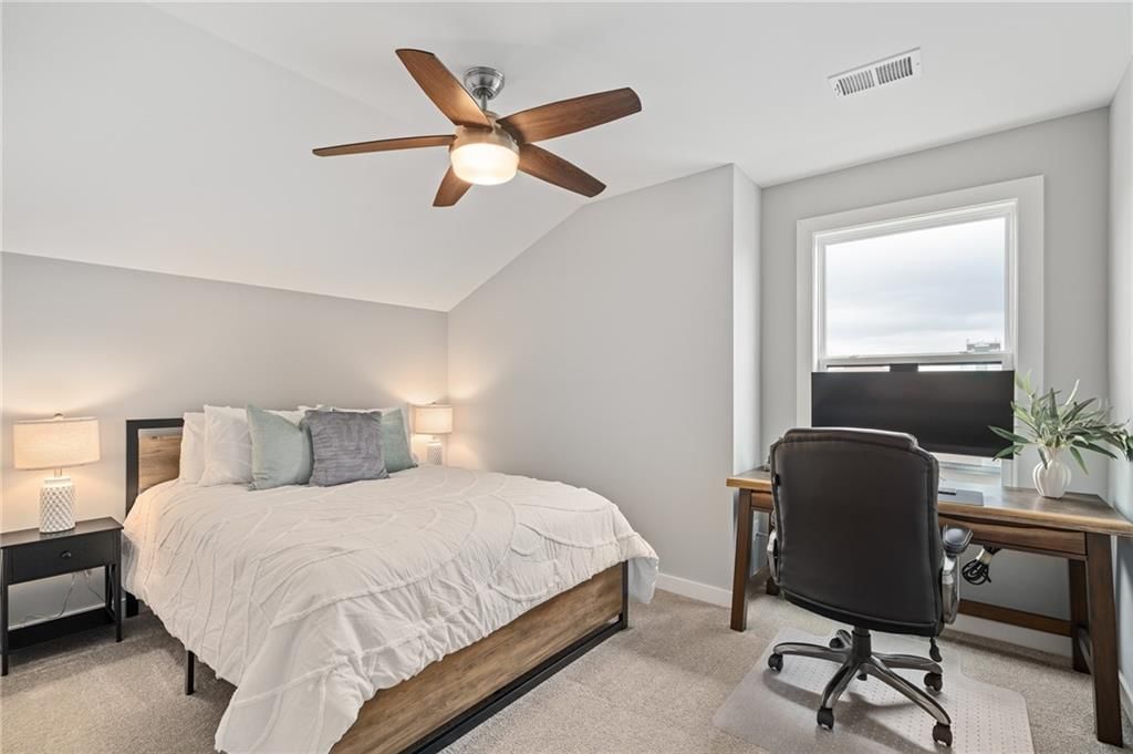 725 W 44th Terrace — photo 41