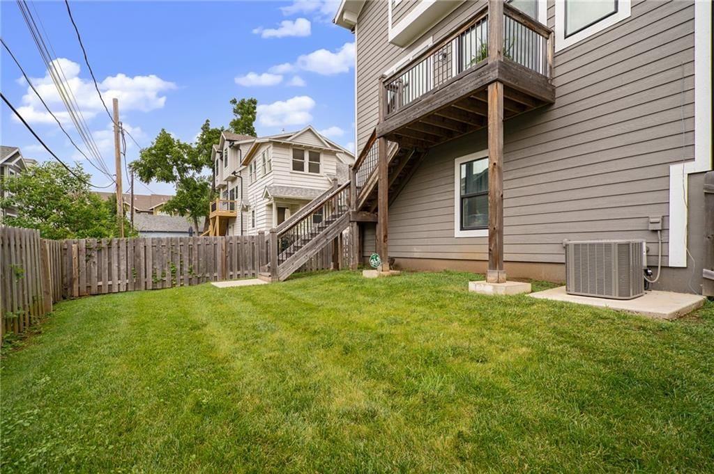 725 W 44th Terrace — photo 47
