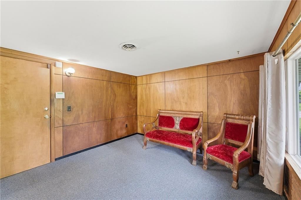 711 W Montgomery Street — photo 14