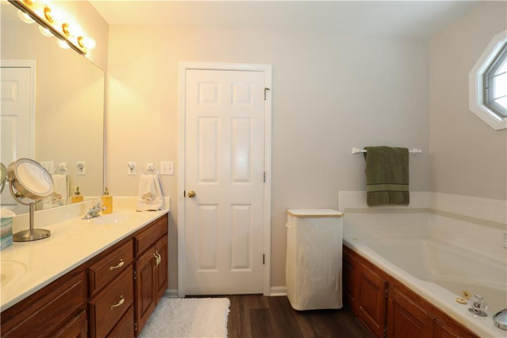 223 W Colleen Court — photo 11