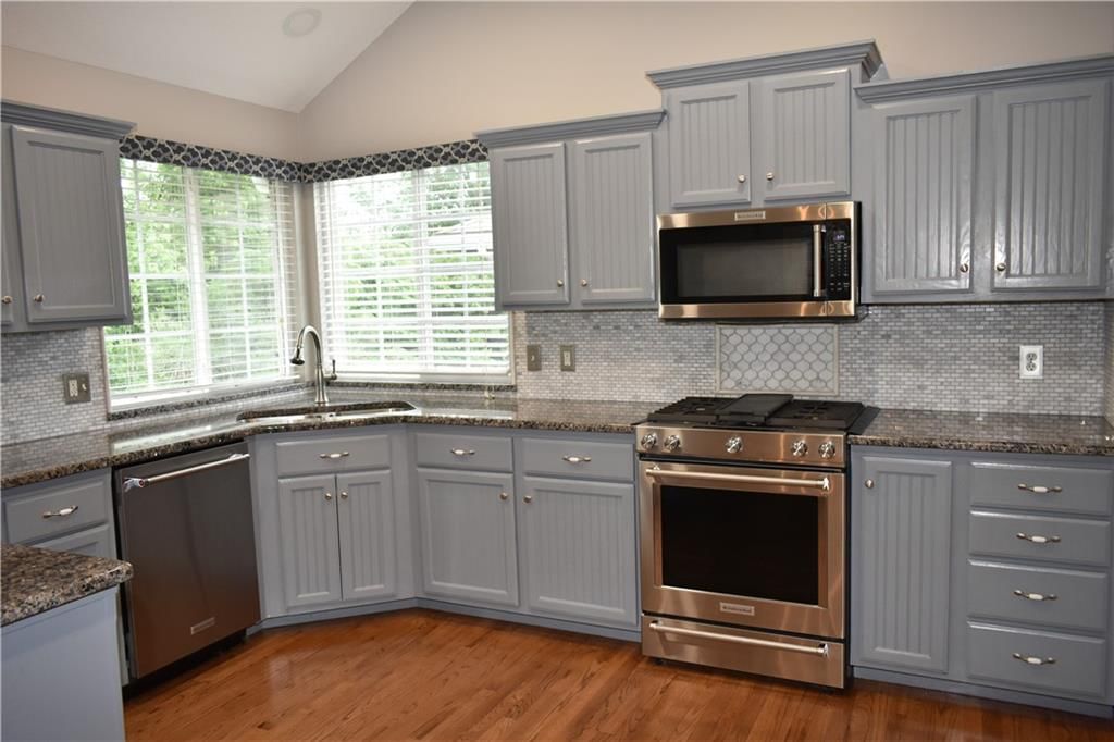 3800 Richmond Drive — photo 2