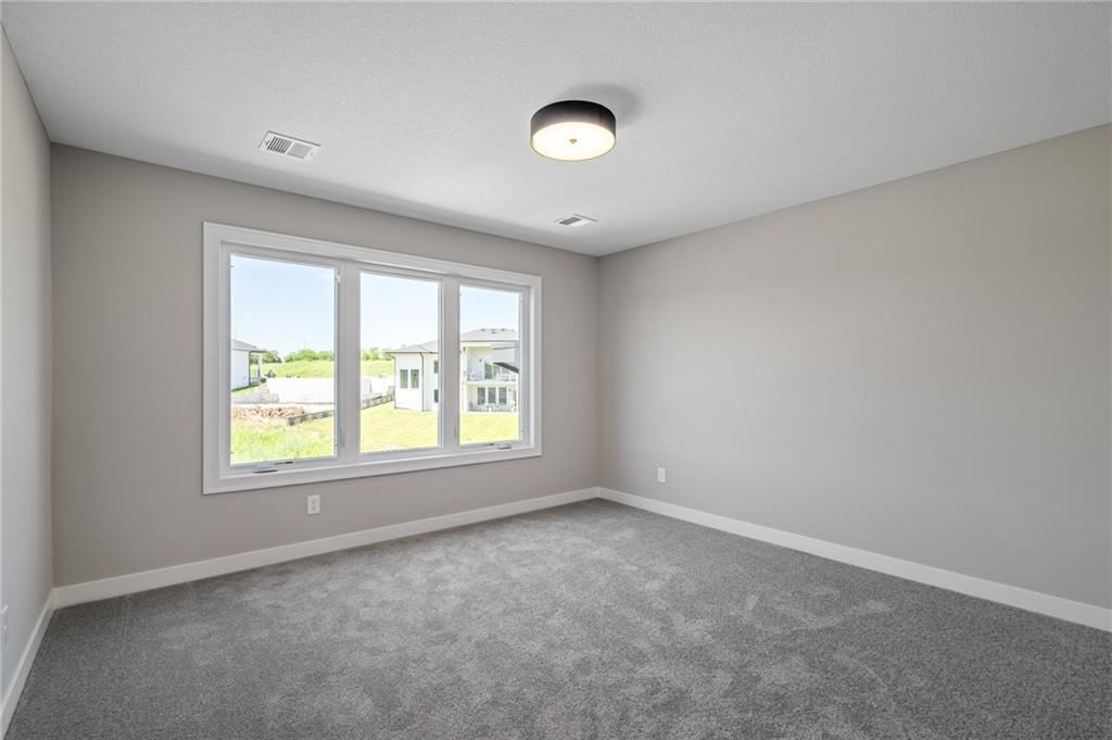 22364 W 90th Terrace — photo 32