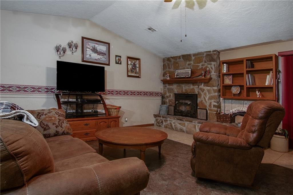3315 Lostine Road — photo 7