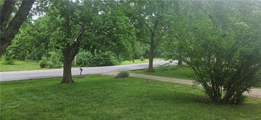 14396 GREENTREE Lane — photo 4