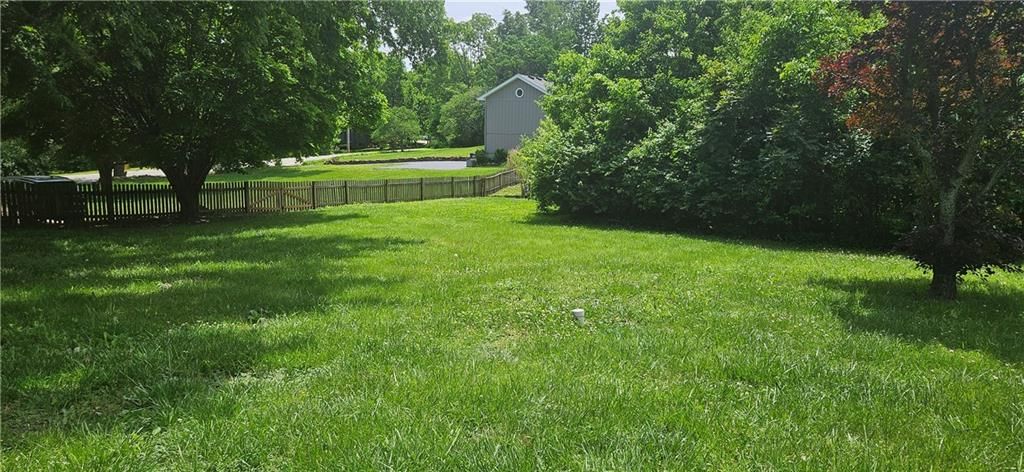 14396 GREENTREE Lane — photo 8
