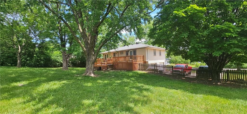 14396 GREENTREE Lane — photo 10