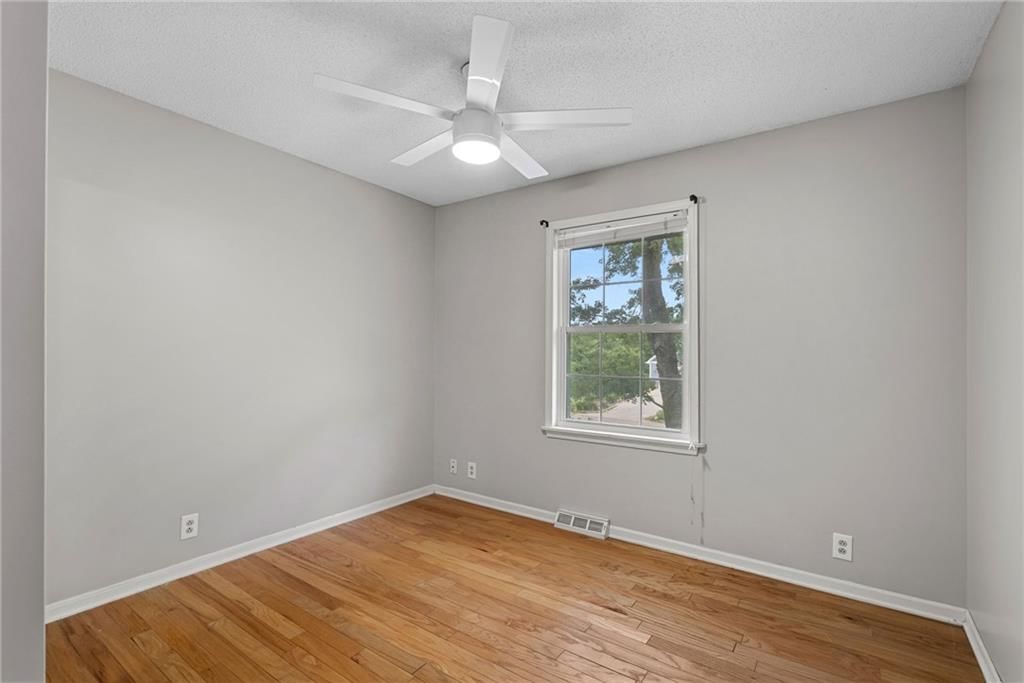 14396 GREENTREE Lane — photo 15