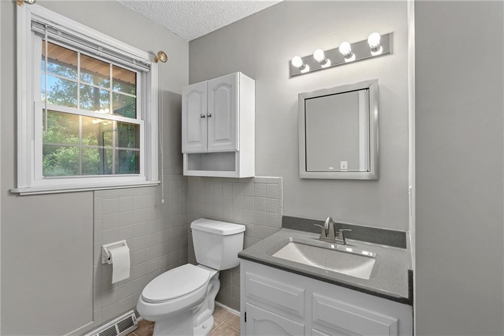 14396 GREENTREE Lane — photo 20