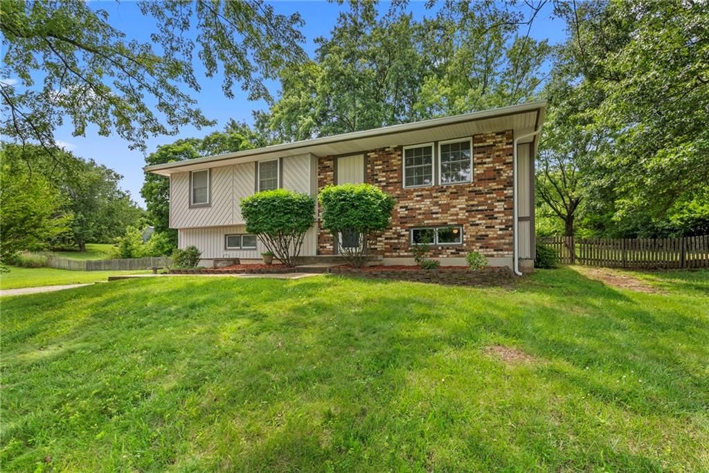 14396 GREENTREE Lane — photo 38