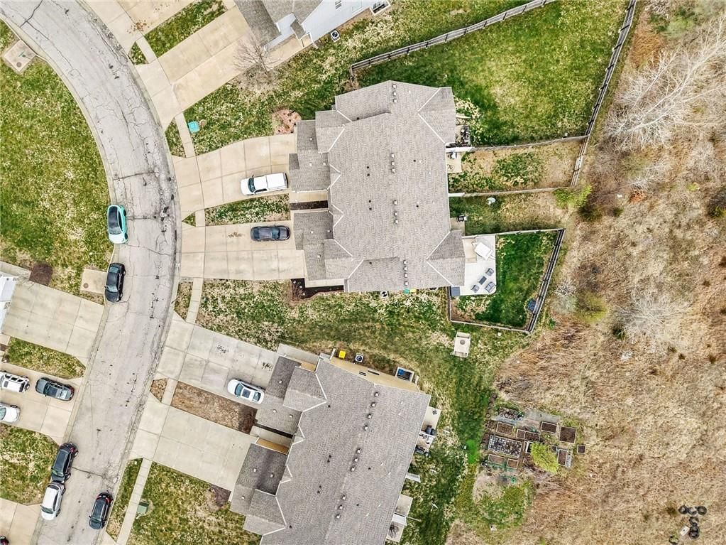 1701 N 127th Street — photo 32