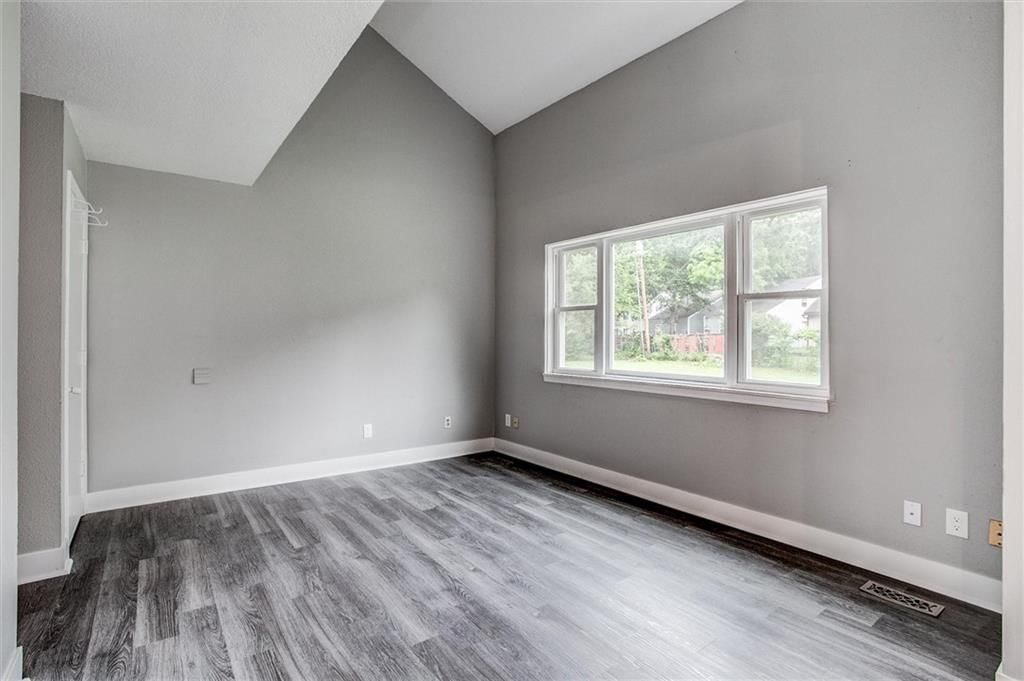 255 N Michigan Street — photo 6
