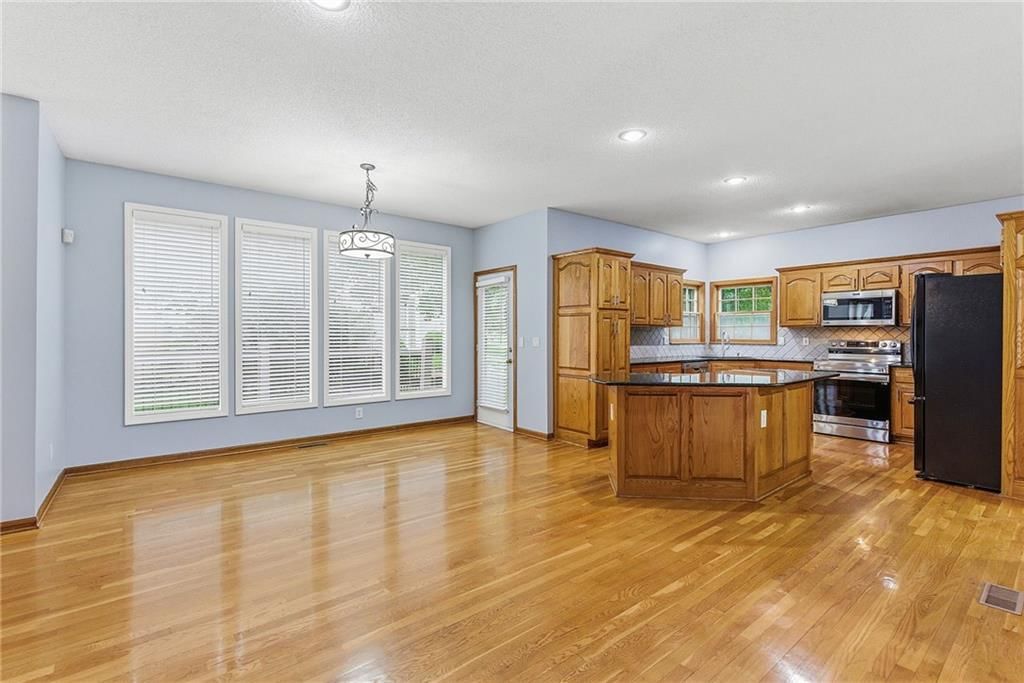 12443 Benson Street — photo 11