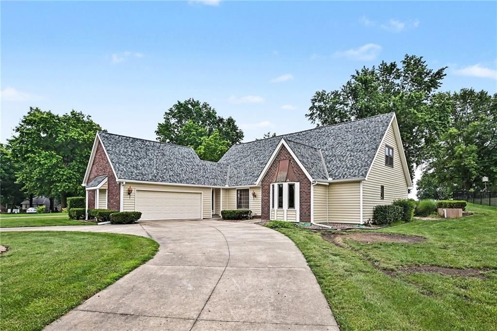 9711 Betsy Ross Lane — photo 4