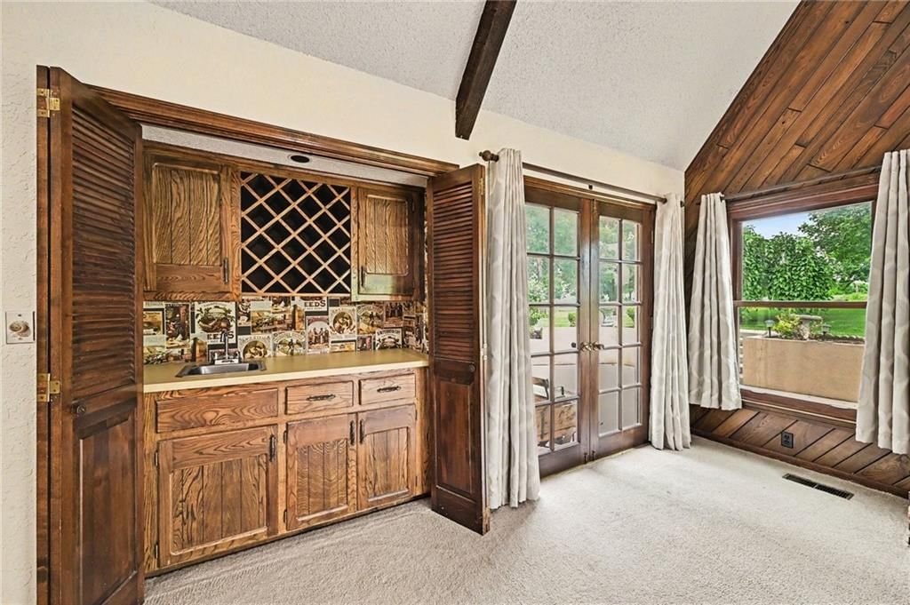 9711 Betsy Ross Lane — photo 12