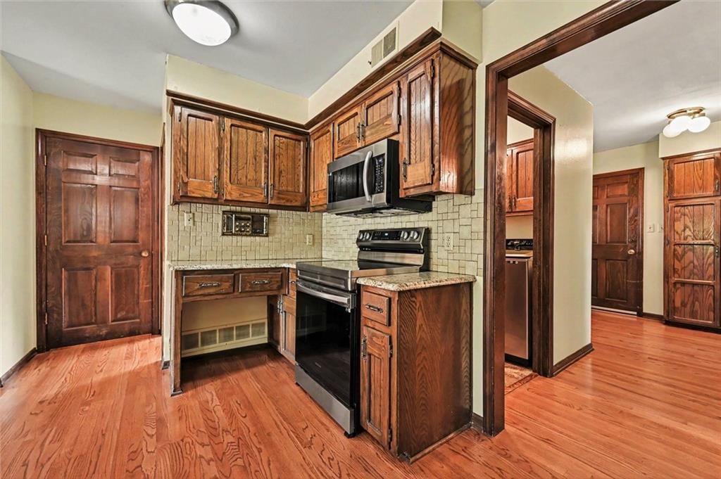 9711 Betsy Ross Lane — photo 19