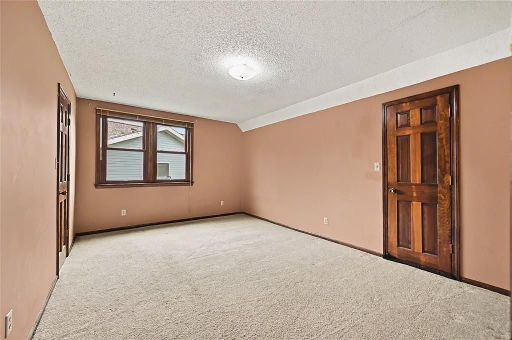 9711 Betsy Ross Lane — photo 34