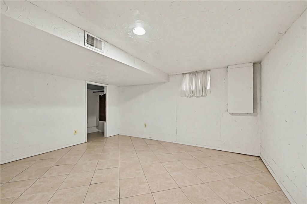 9711 Betsy Ross Lane — photo 35