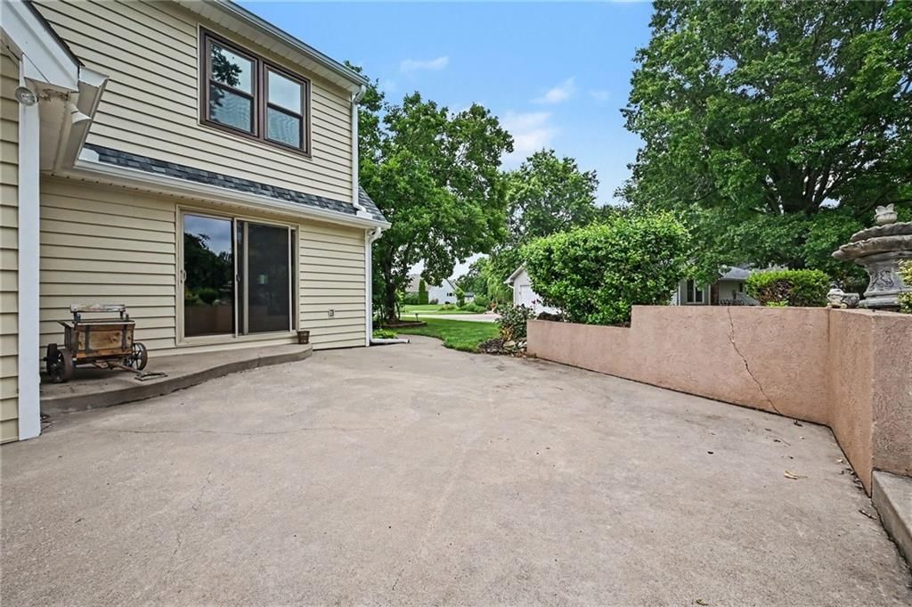 9711 Betsy Ross Lane — photo 44