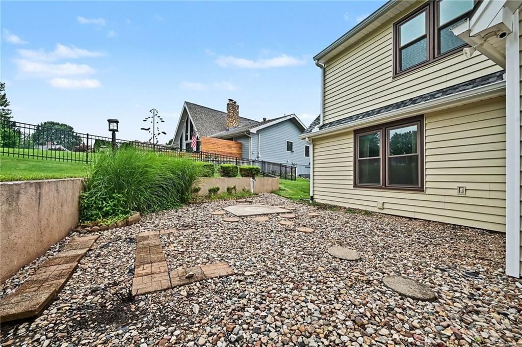9711 Betsy Ross Lane — photo 46