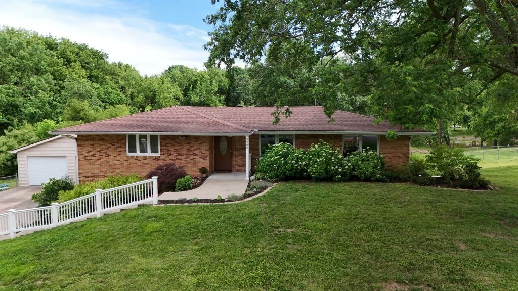 3900 E Hills Drive — photo 10