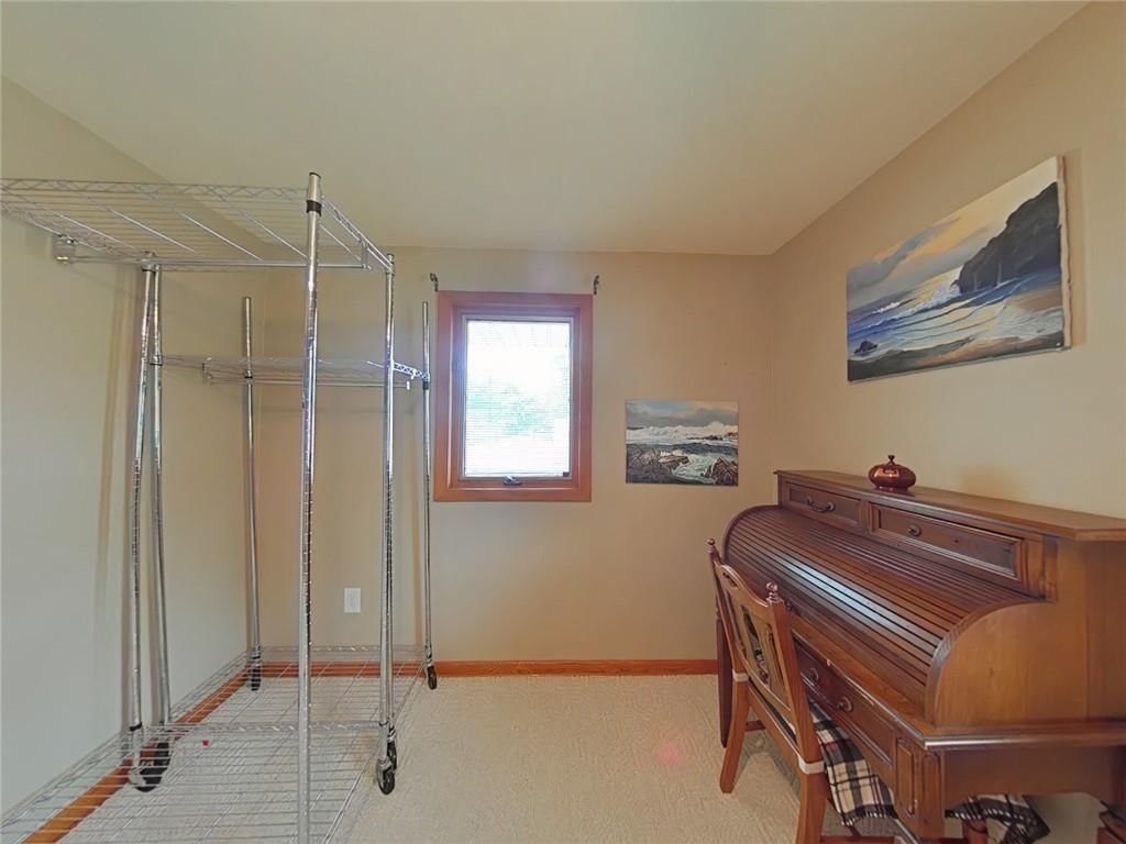 3900 E Hills Drive — photo 17
