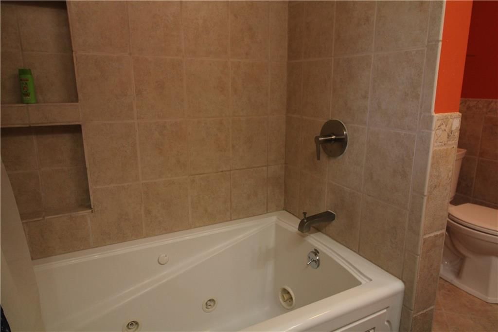3900 E Hills Drive — photo 23