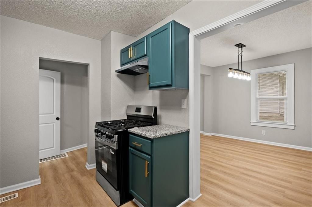 1007 S Crisp Avenue — photo 11