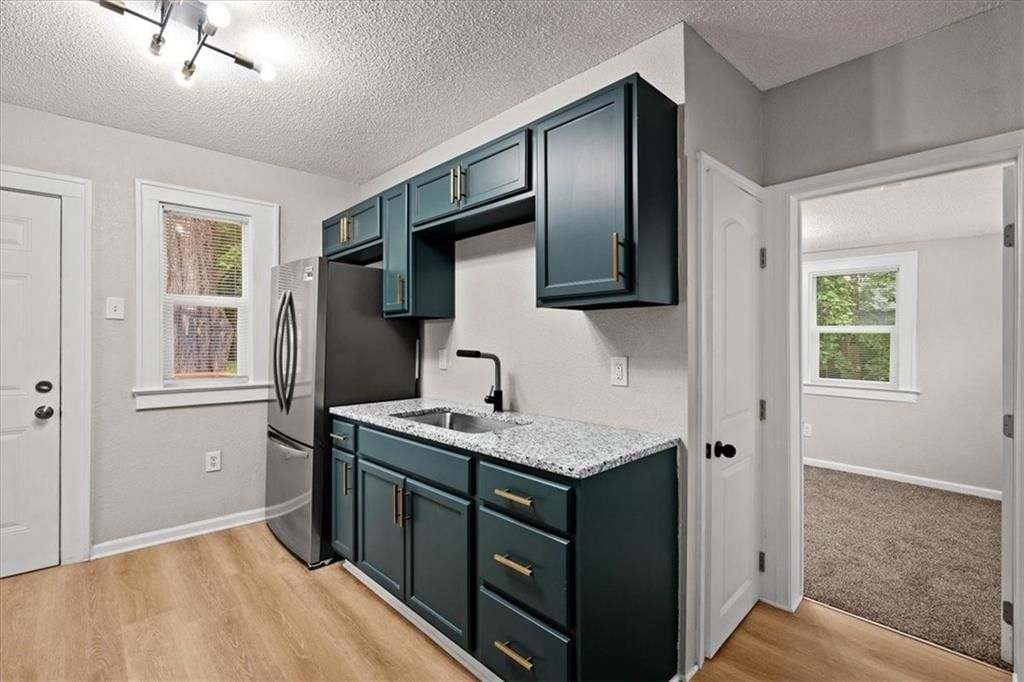 1007 S Crisp Avenue — photo 13