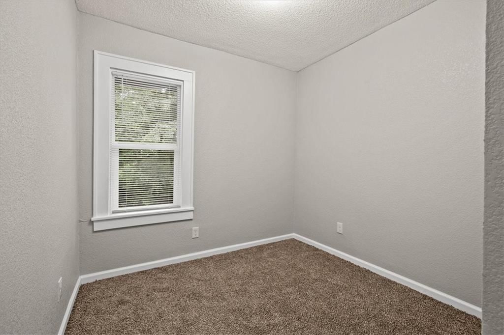 1007 S Crisp Avenue — photo 18