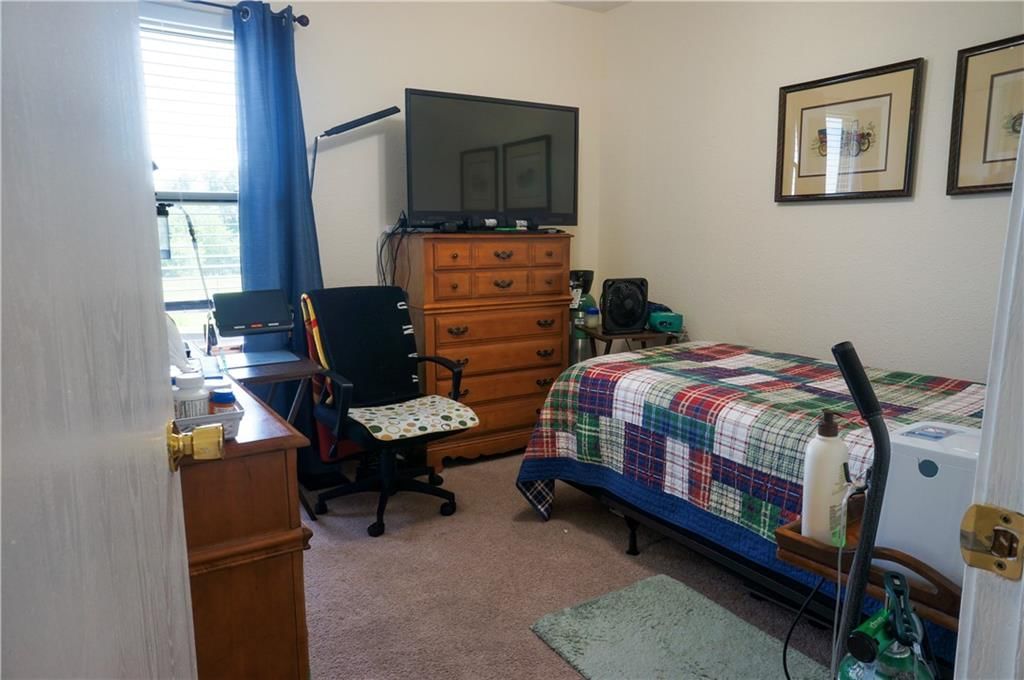 2907 Elm Street — photo 10