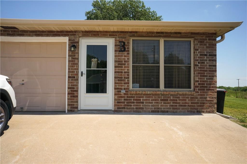 2907 Elm Street — photo 19