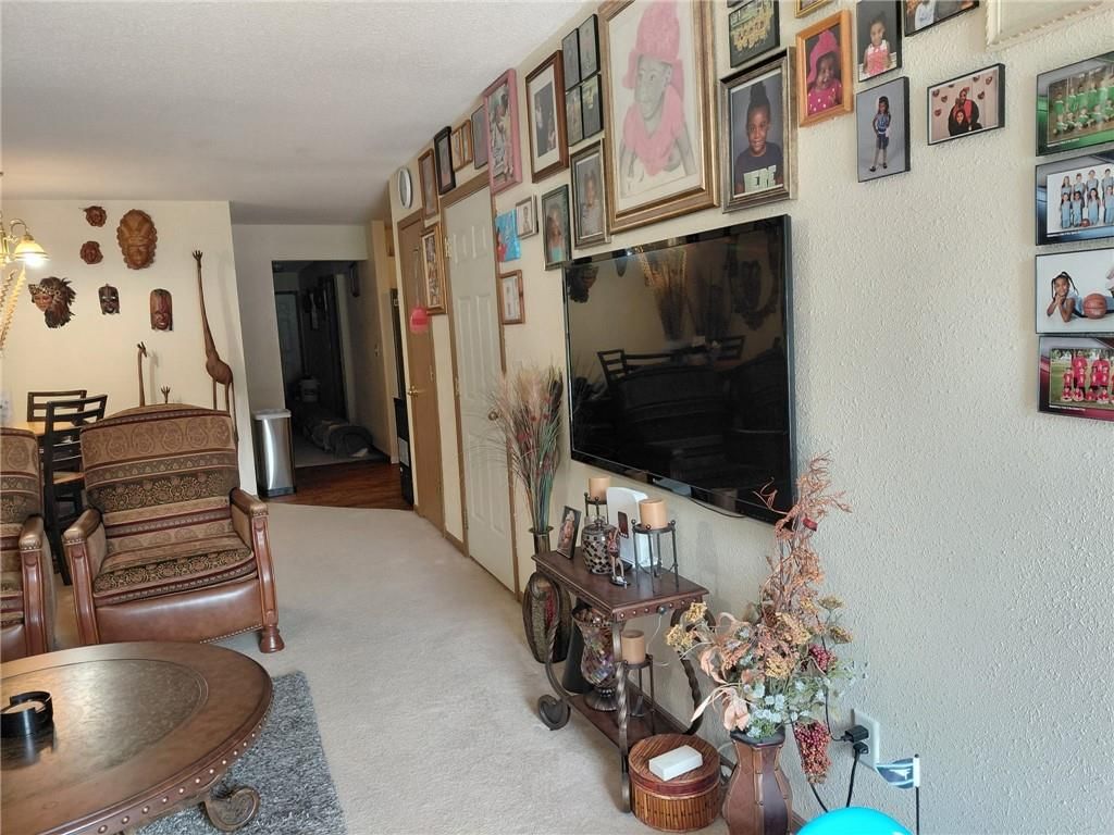 2907 Elm Street — photo 45