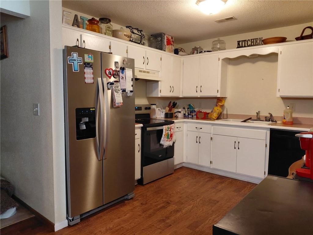 2907 Elm Street — photo 47
