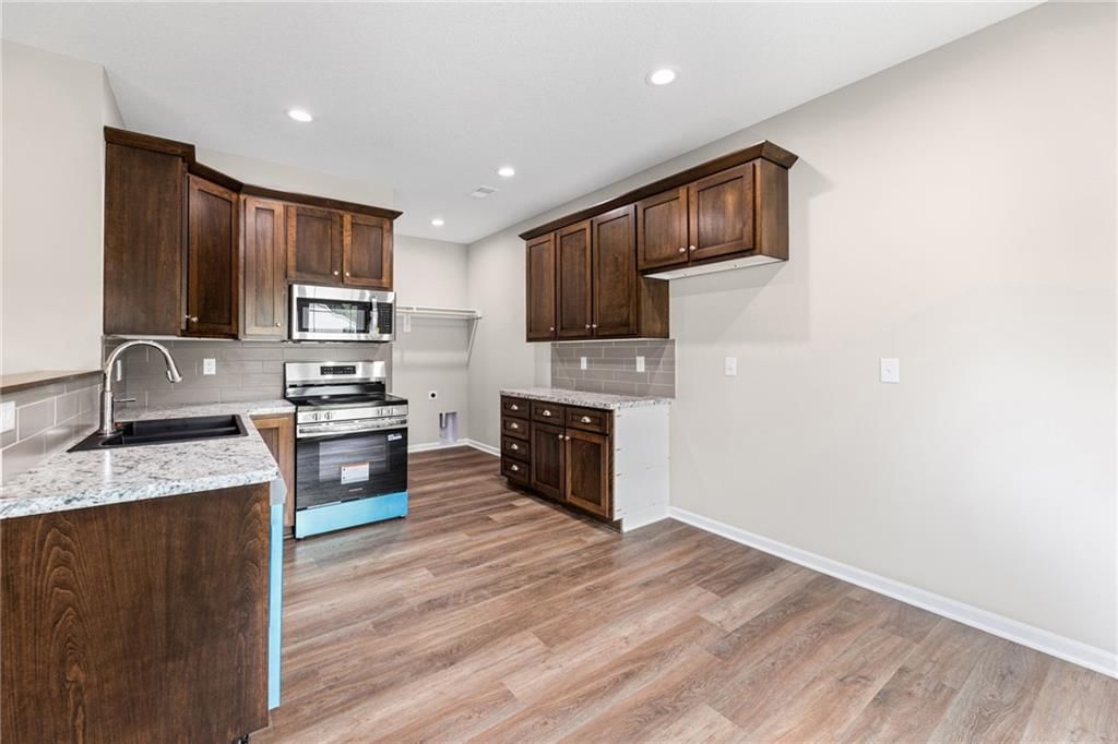 835 S Cherry Street — photo 10