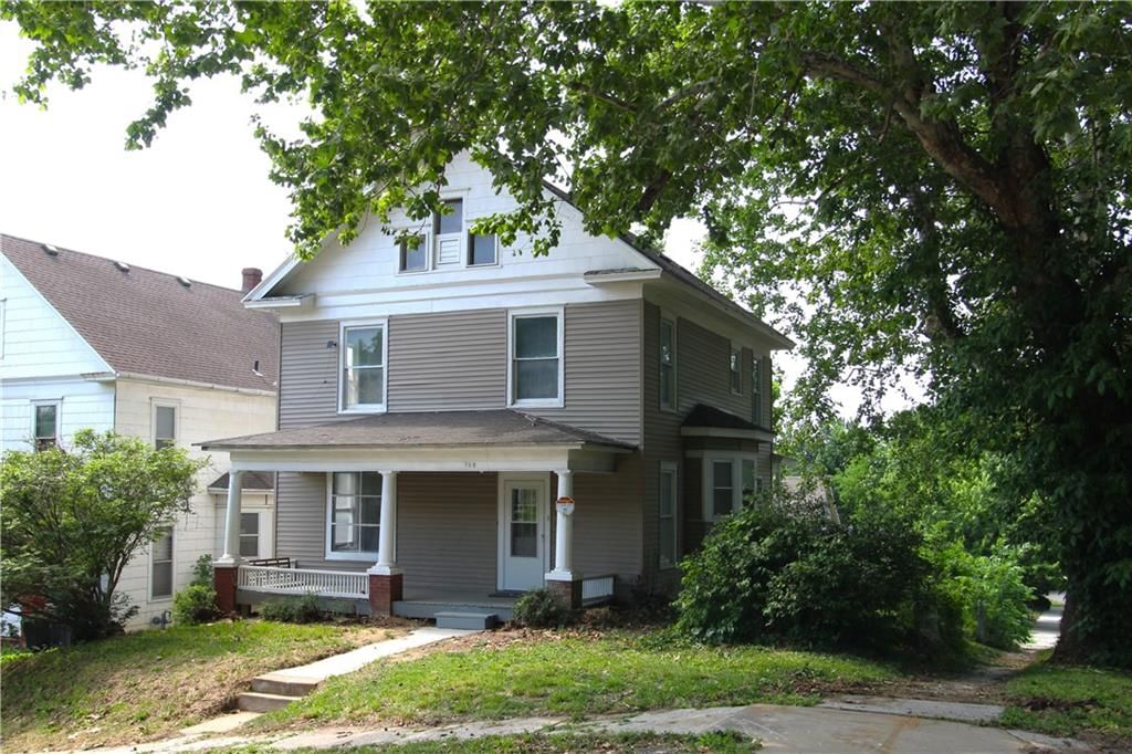 702 McDonald Street — photo 1