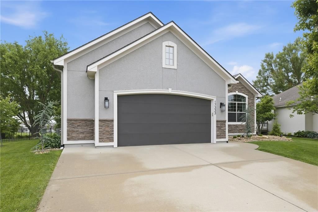17333 Hauser Street — photo 49