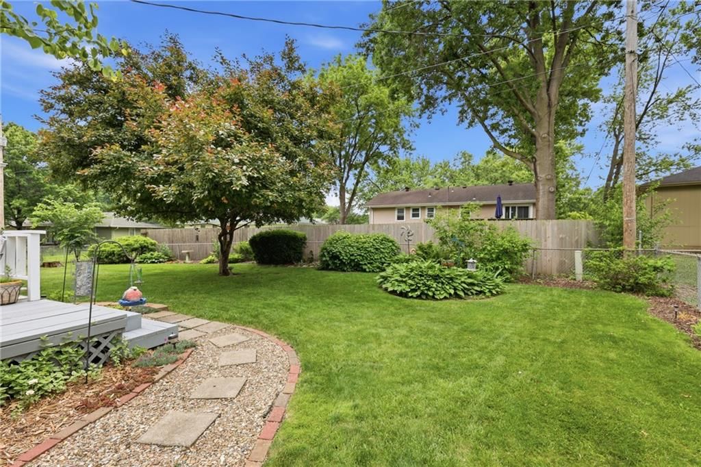 128 Karen Lane — photo 27