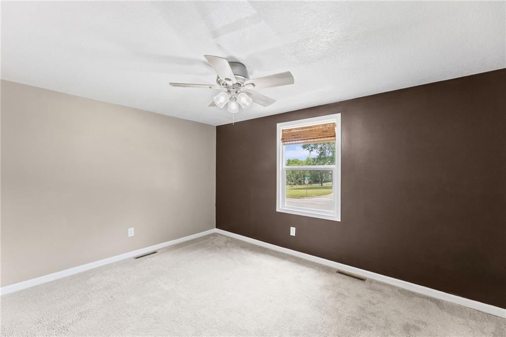 6508 E 155th Street — photo 18