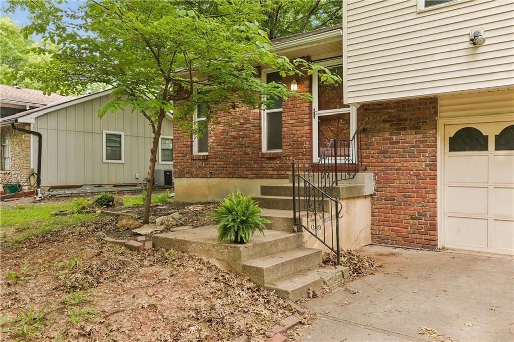 515 S Cardinal Drive — photo 2