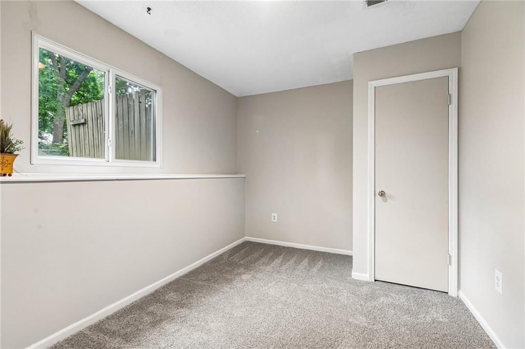 515 S Cardinal Drive — photo 21