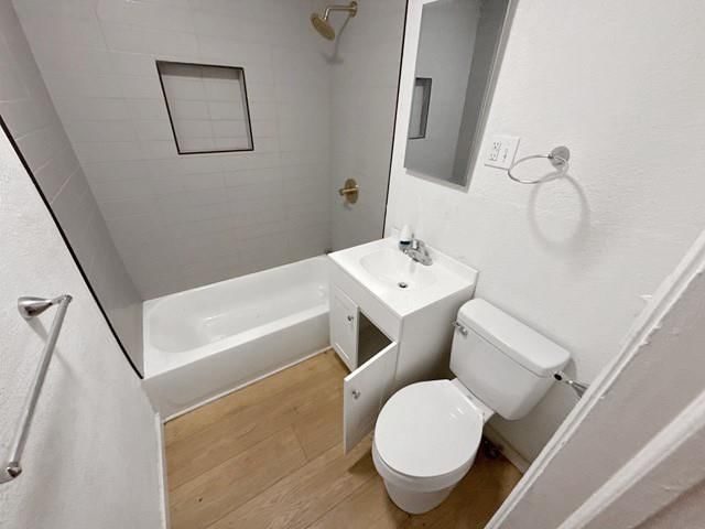 7229 Agnes Avenue — photo 5
