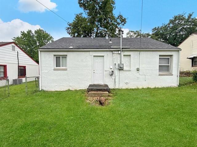 7229 Agnes Avenue — photo 17